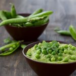 Grašak s krumpirom u bešamel-umaku