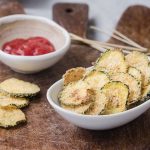 Hrskavi čips od pečenih tikvica u korici od parmezana